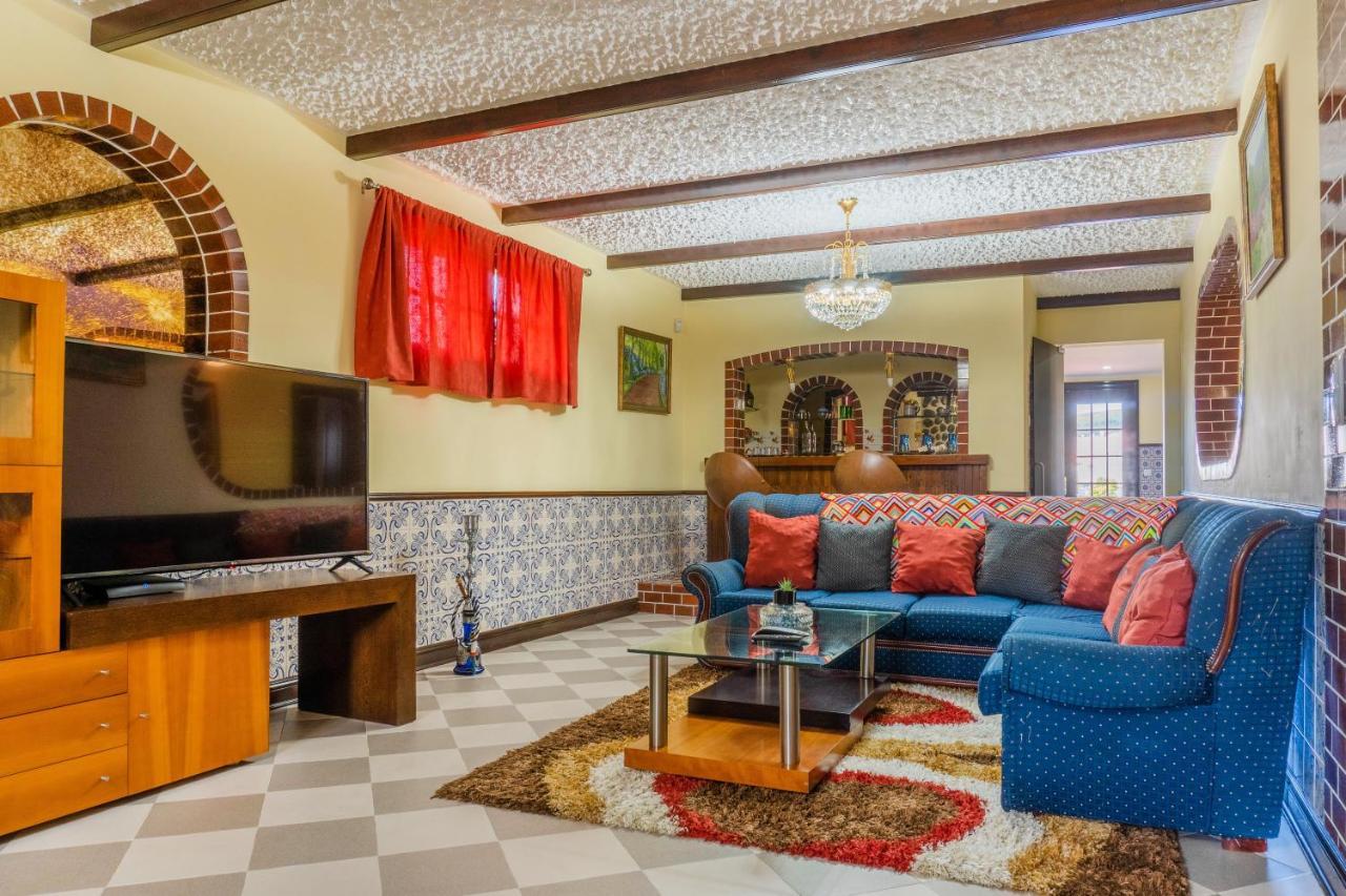 Pinheiro Sun&Beach House Понта-Делгада Екстер'єр фото