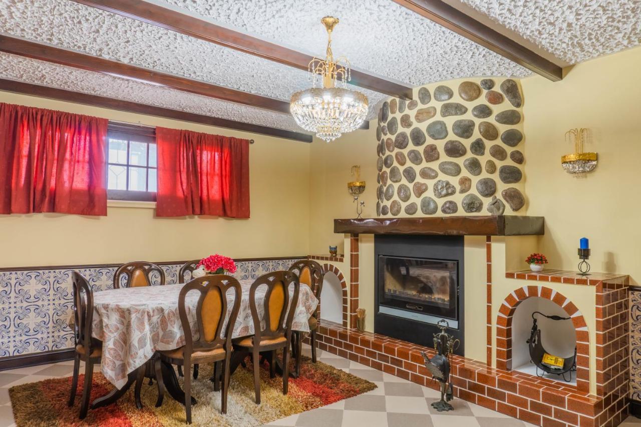 Pinheiro Sun&Beach House Понта-Делгада Екстер'єр фото