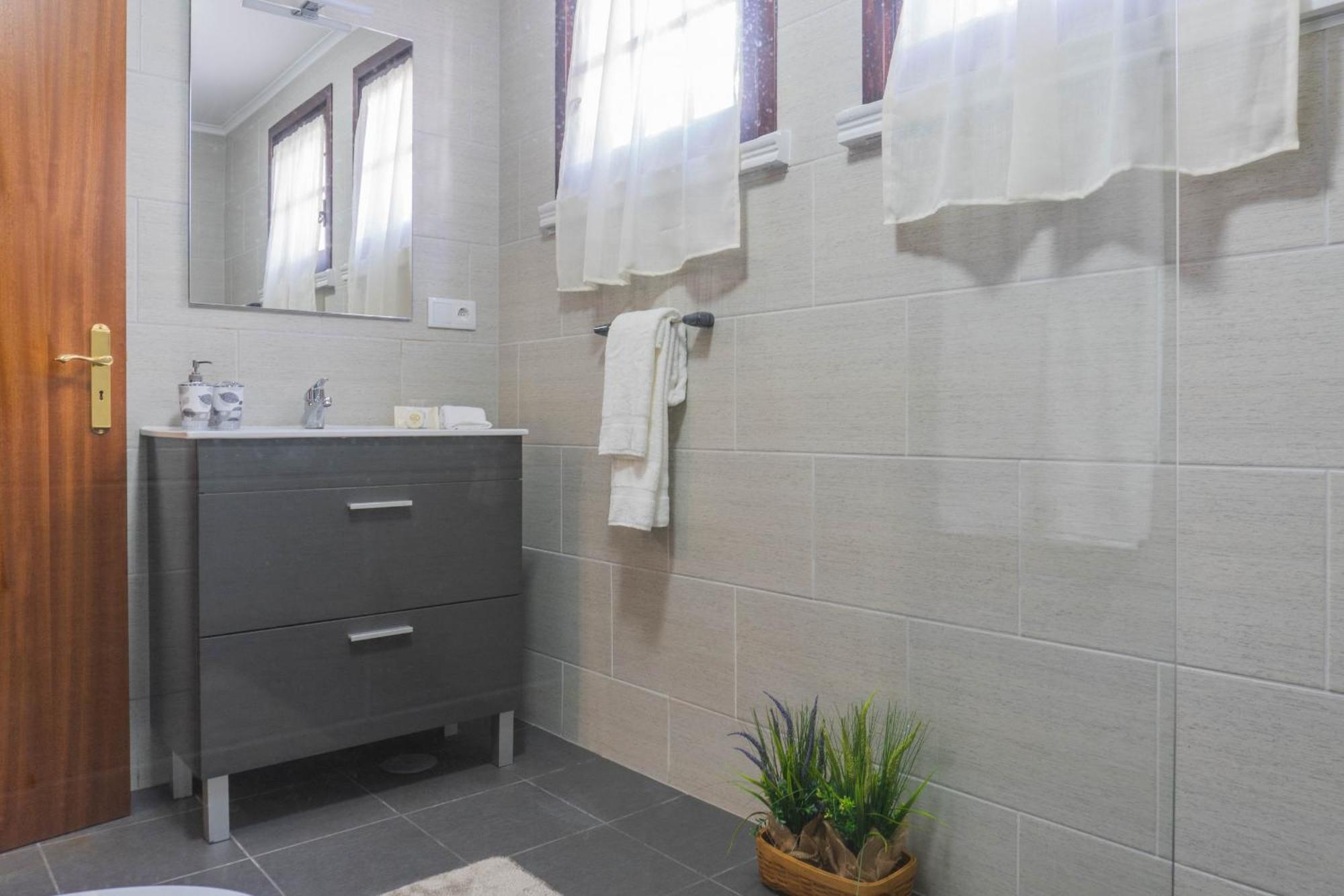 Pinheiro Sun&Beach House Понта-Делгада Екстер'єр фото