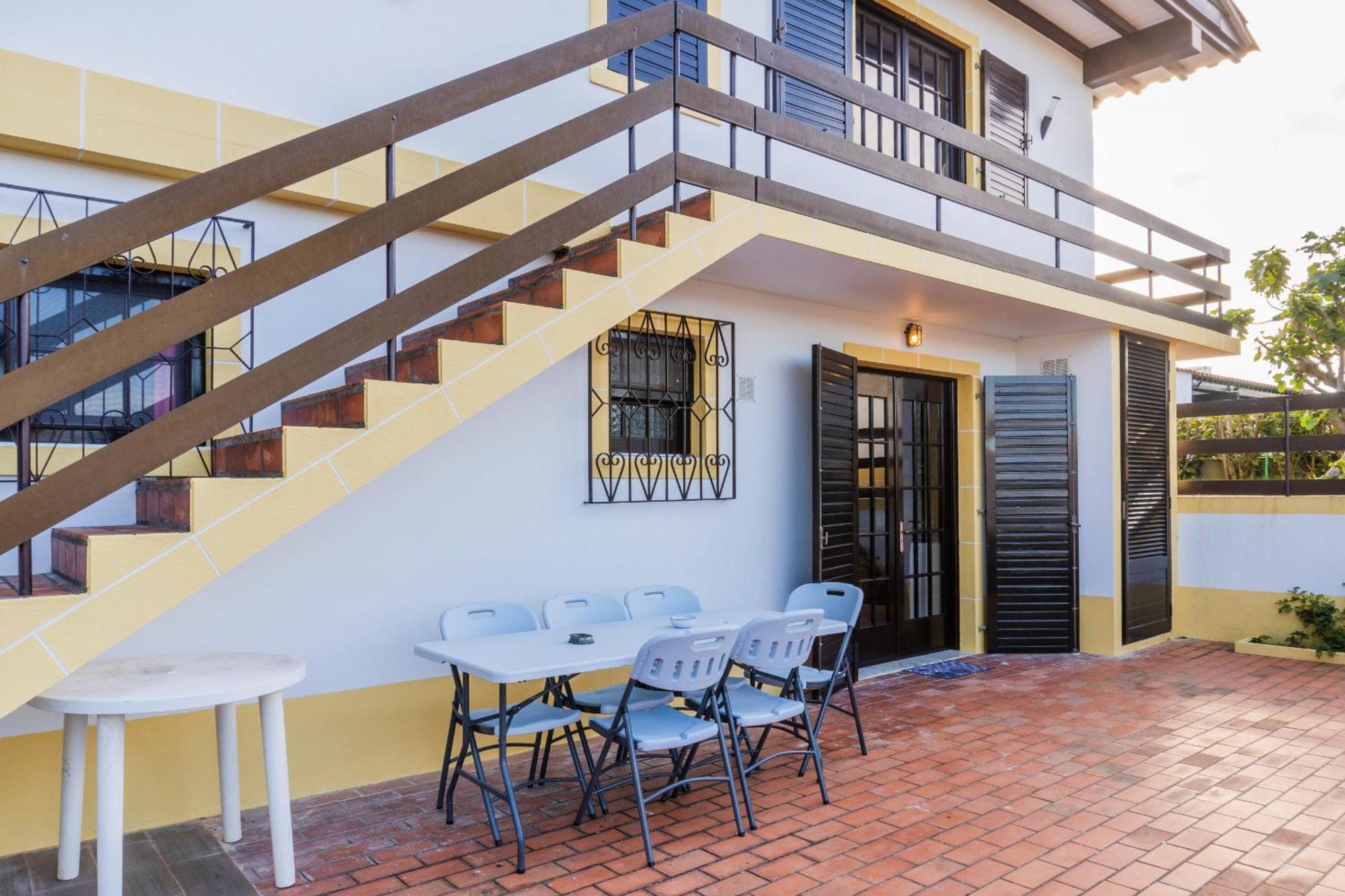 Pinheiro Sun&Beach House Понта-Делгада Екстер'єр фото
